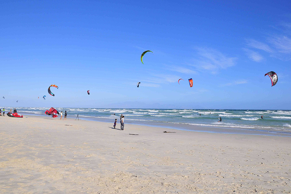 kitesurfing muizenberg